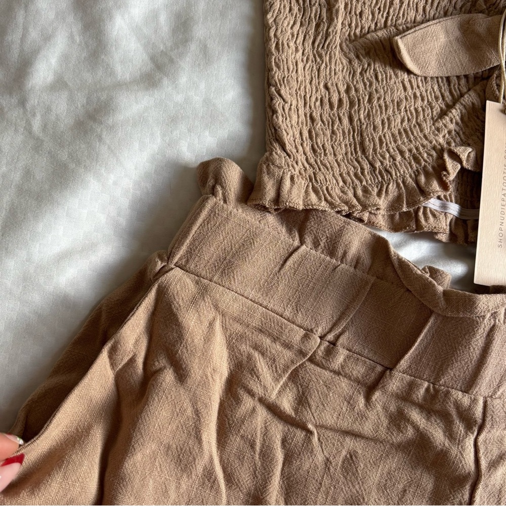 ୨୧ ・゚✧ Urban Daizy Top & Bottom Set NWT - Picture 3 of 8